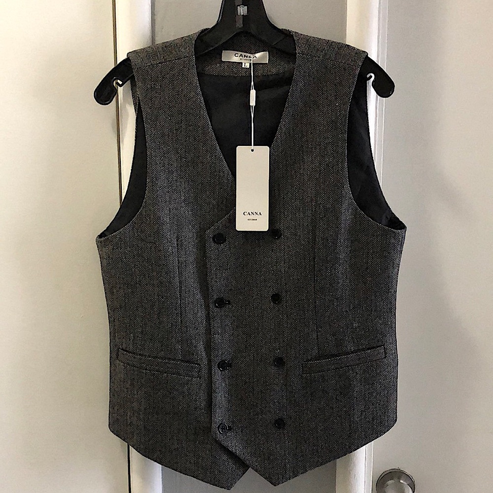 Men’s Vest.